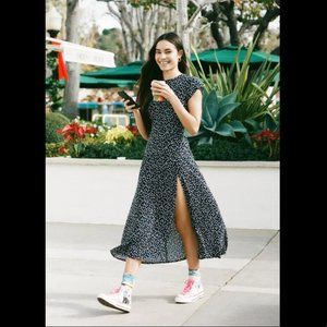 Urban Outfitters Lindsey Cap-Sleeve Midi Dress - M